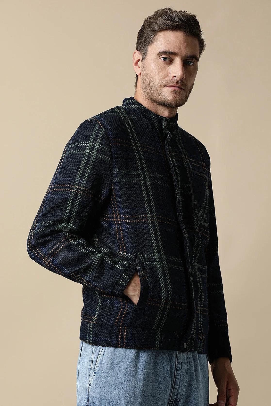 Upgrade your wardrobe with the Fort Collins Men's Green Tweed Jacket, featuring a quilted lining. Shop now online from anywhere in India.