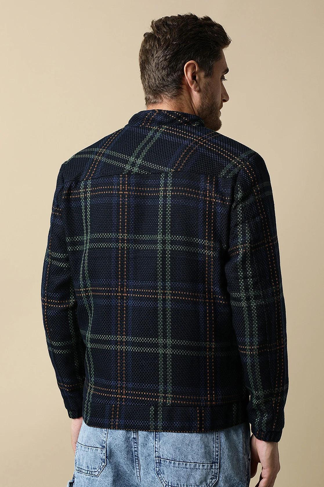 Shop online now for a fashionable wardrobe update from anywhere in India with the Fort Collins Men's Green Tweed Jacket featuring a Quilted Lining.