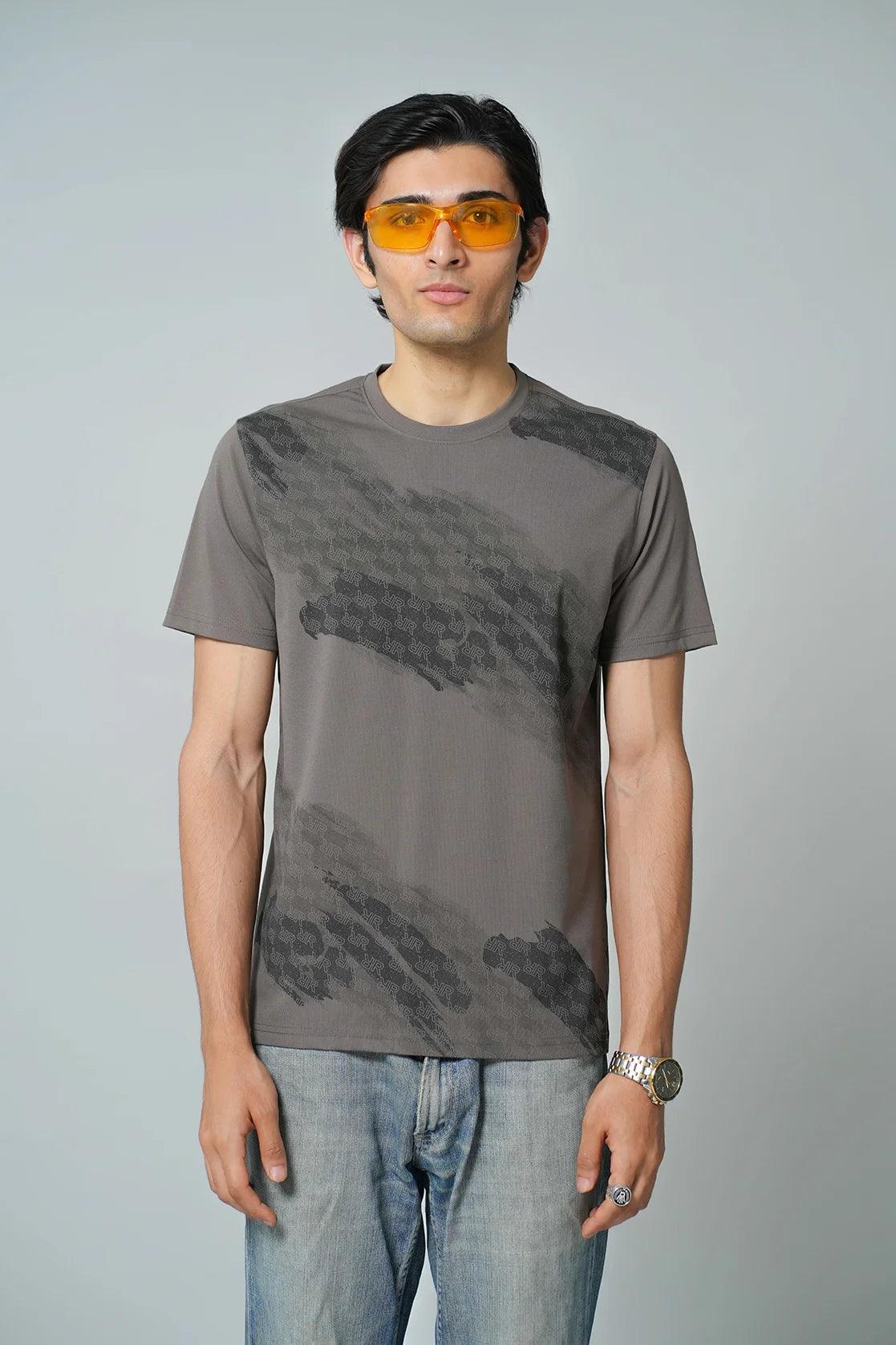 Elevate your wardrobe with this Men's Olive Camouflage Print T-Shirt in Stretchable Fabric, available for online purchase throughout India from www.fortcollins.co.in. Stay stylish and comfortable in this trendy piece designed for the modern man.