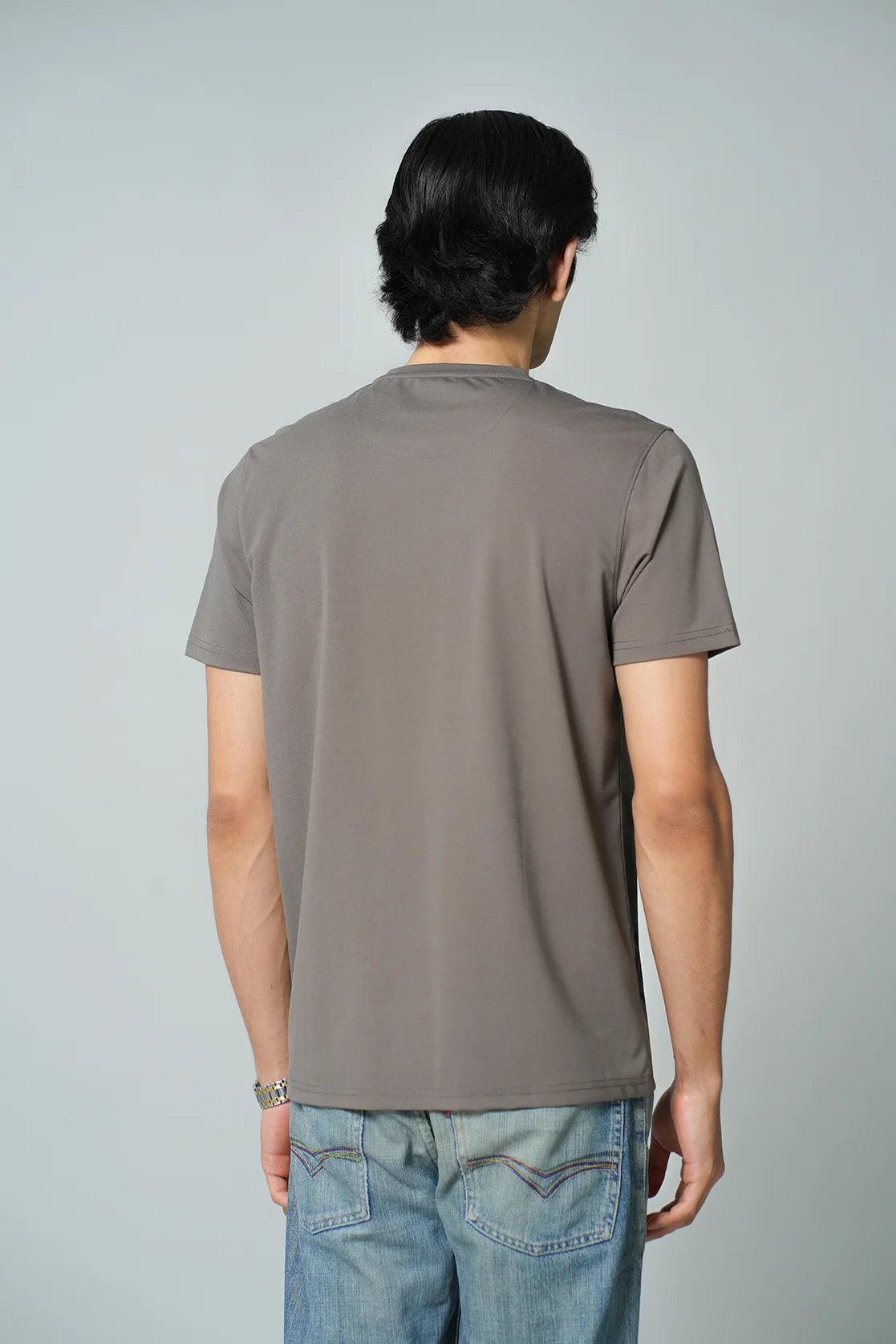 Purchase the Men's Olive Camouflage Print T-Shirt made with Stretchable Fabric from www.fortcollins.co.in, and elevate your wardrobe with the latest styles from anywhere in India.