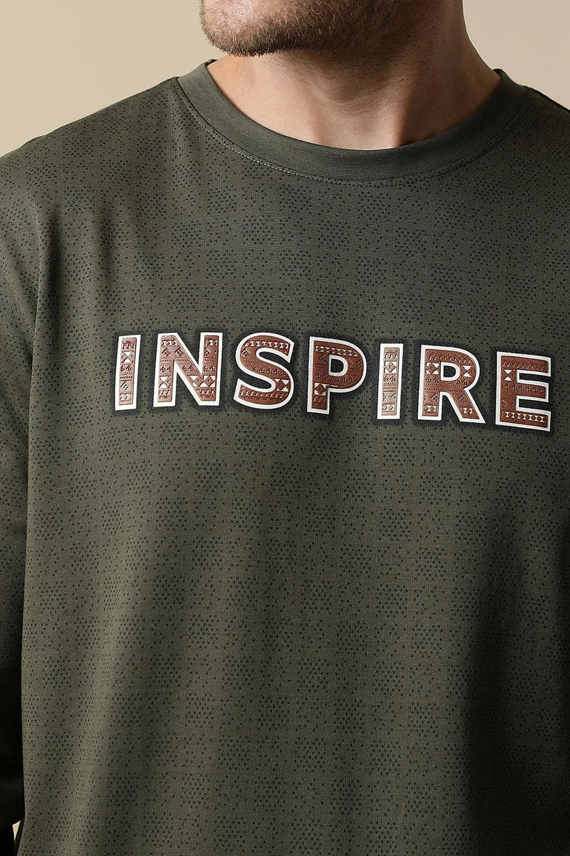Upgrade your wardrobe with this Men's Olive Round Neck Sweatshirt from Fort Collins. Shop online from anywhere in India for a stylish addition to your collection.