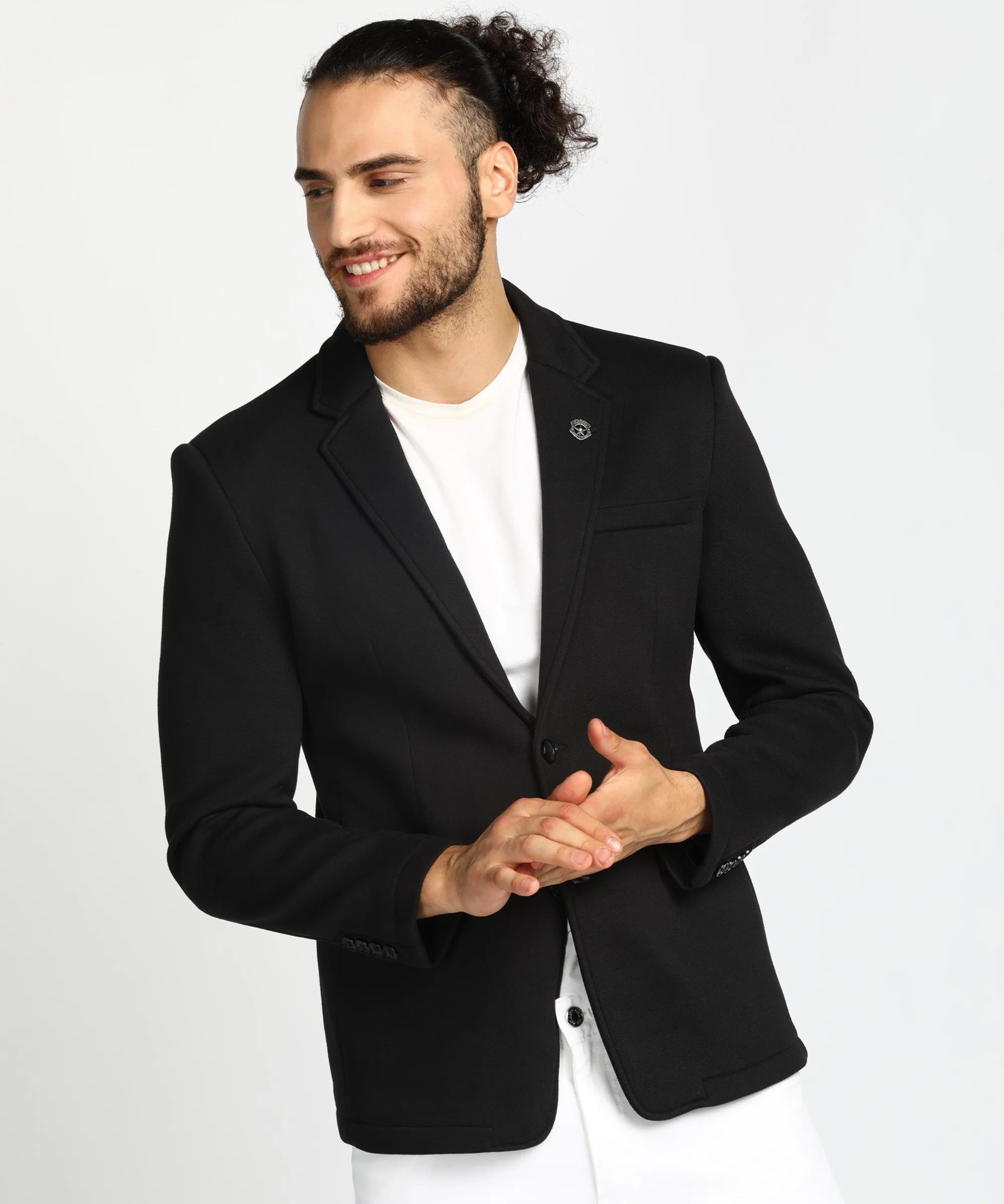 Shop for a stylish wardrobe upgrade with this Men's Black Cotton Blend Knitted Blazer featuring a Notched Lapel by Fort Collins, available for purchase online from anywhere in India.