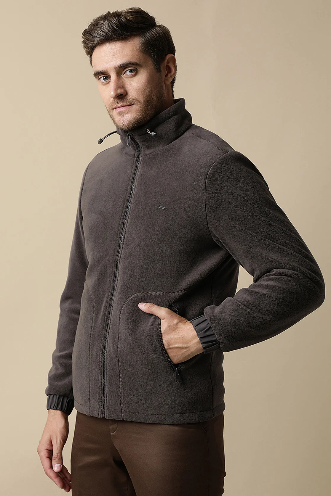 This Coffee Brown Fleece Jacket for men from Fort Collins features a convenient zip-up front. Upgrade your wardrobe with this trendy piece, available for online purchase from anywhere in India.