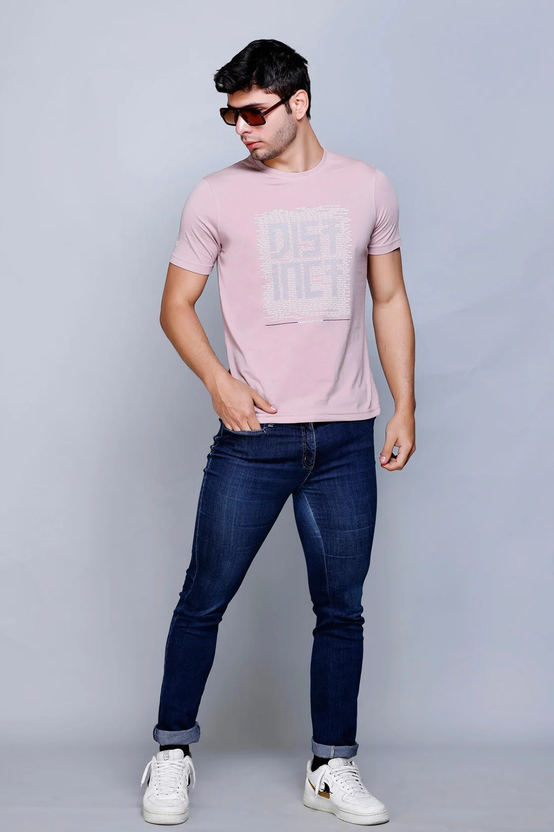 Men's Pink Cotton Blend Graphic Print Round neck T-Shirt