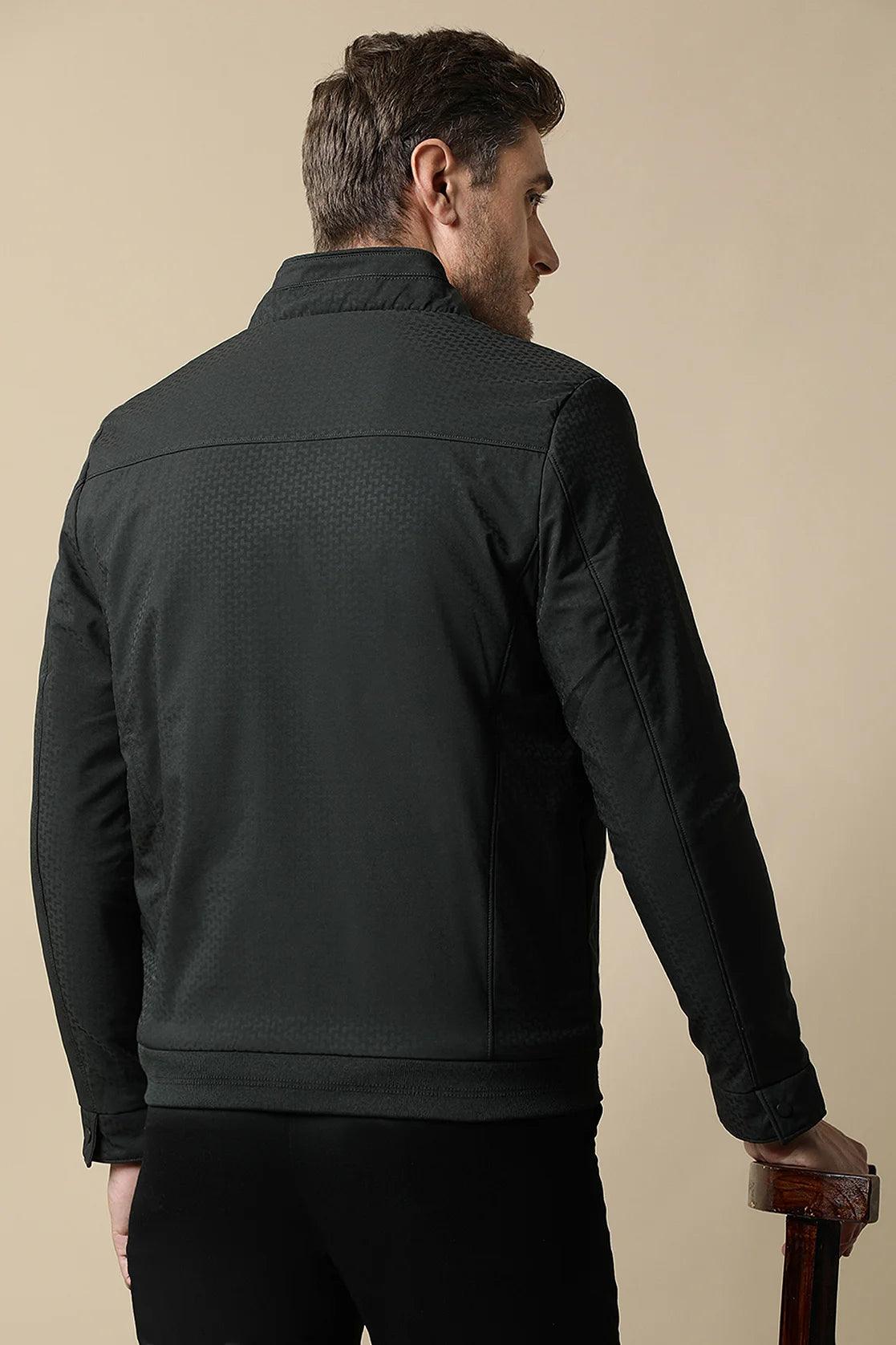 Experience a stylish and functional wardrobe upgrade with our Men's Dark Green Textured Lightweight Jacket, exclusively from Fort Collins. Shop now to enhance your wardrobe from anywhere in India.