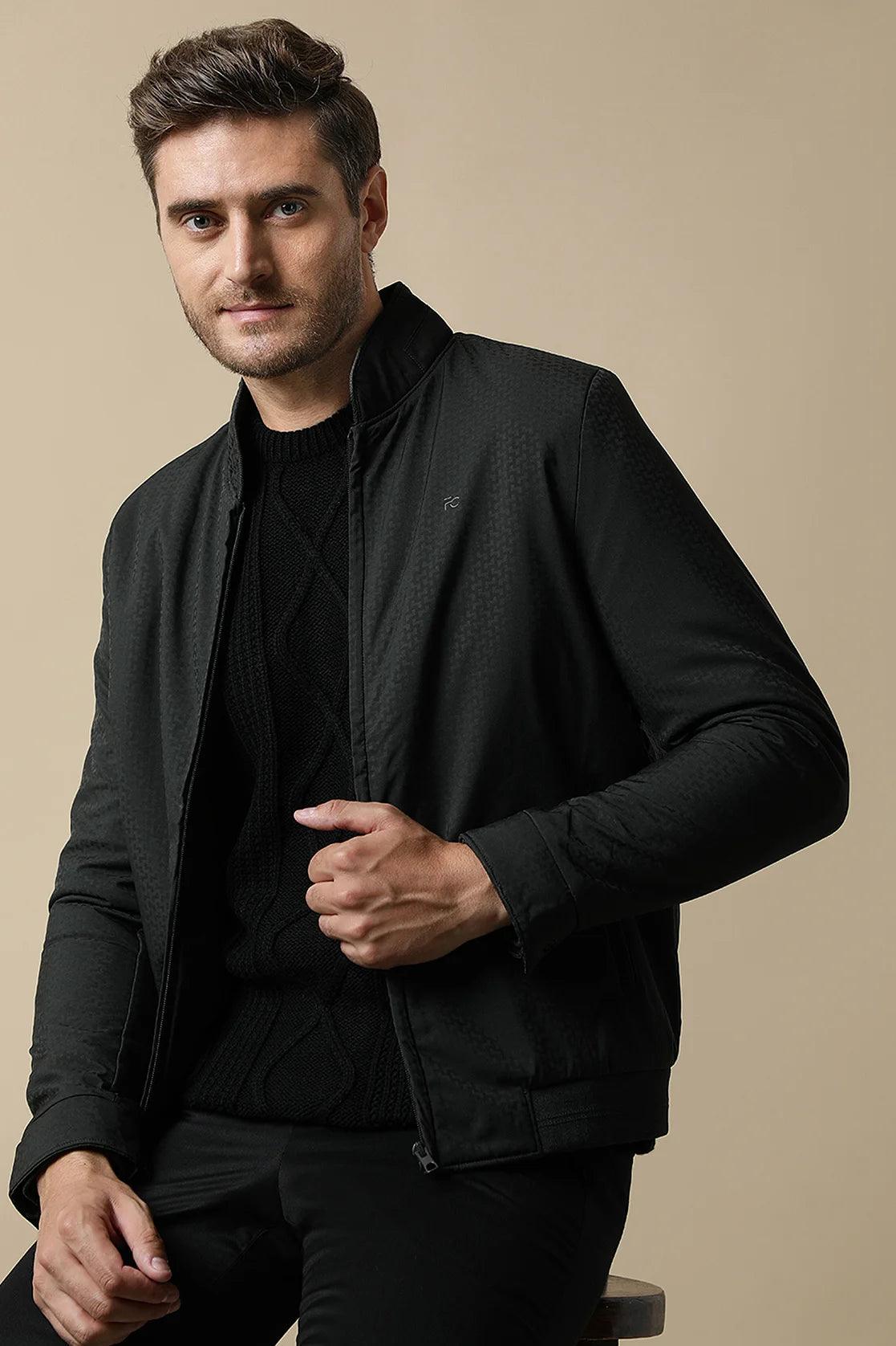 Experience the ultimate in style and comfort with the Men's Dark Green Textured Lightweight Jacket by Fort Collins. Elevate your wardrobe to new heights with this trendy piece, available for online purchase from anywhere in India.