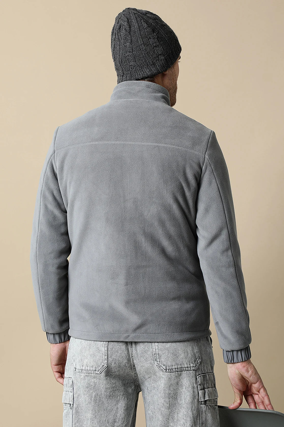 Discover the fashion-forward Fort Collins Men's Grey Fleece Jacket with Zip-Up Front. Upgrade your wardrobe with ease by shopping online from anywhere in India.