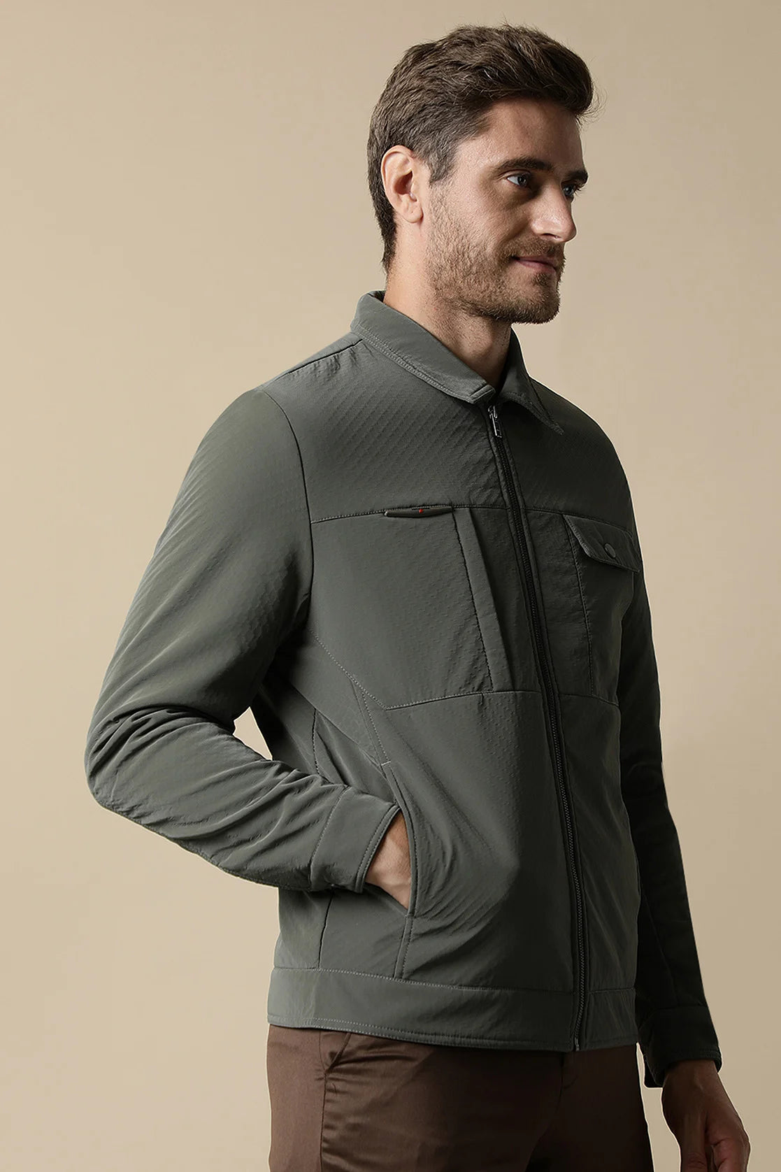 Shop for the Men's Olive Green PU Coated Jacket from Fort Collins online, and upgrade your wardrobe from anywhere in India.