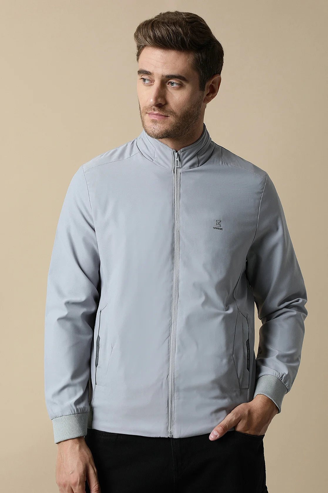 Upgrade your wardrobe with this light grey lightweight Windbreaker jacket for men by Fort Collins. Shop now online from anywhere in India and stay on trend with the latest fashion.