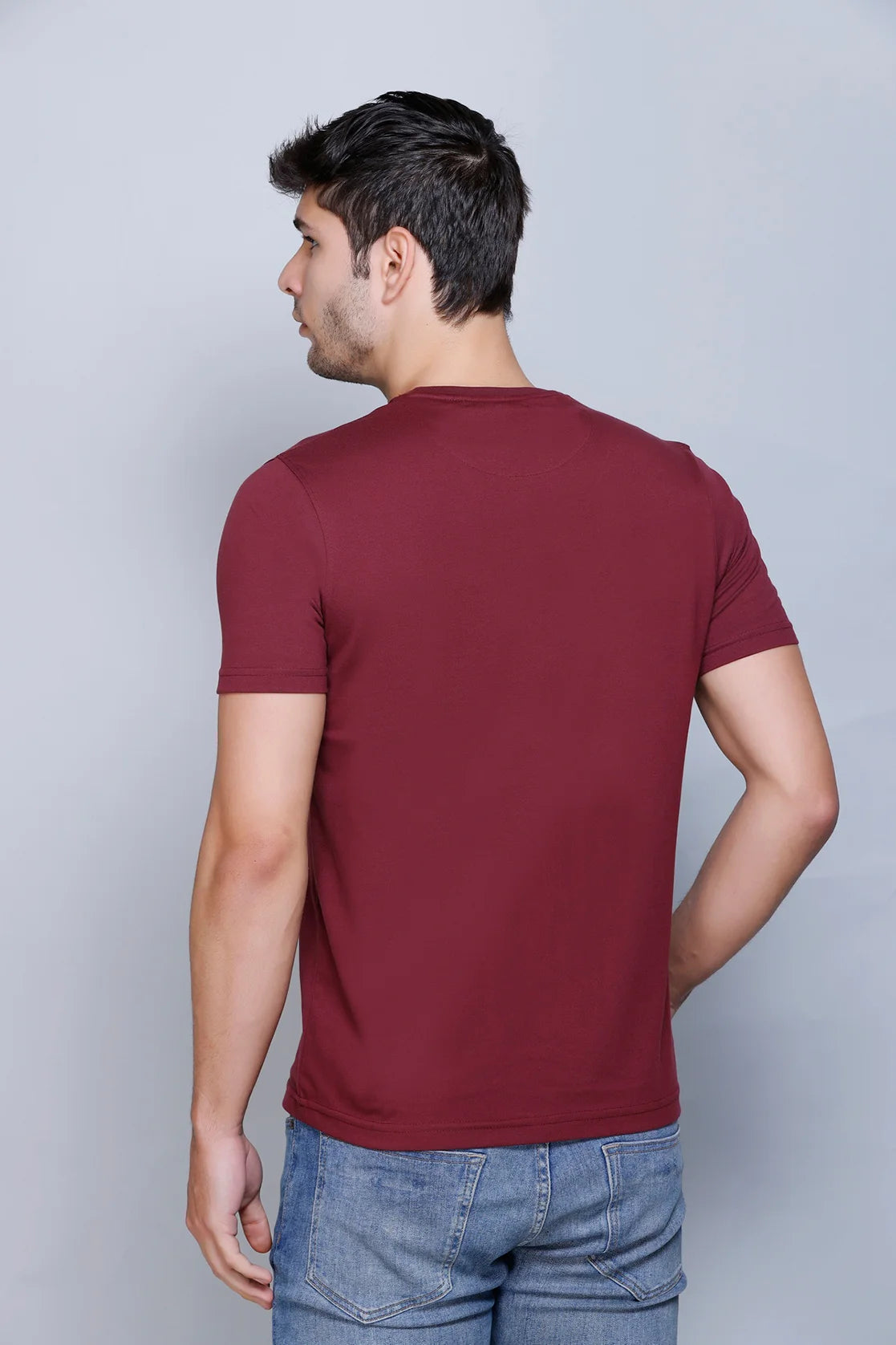 Men's Maroon Cotton Blend Graphic Print Round neck T-Shirt