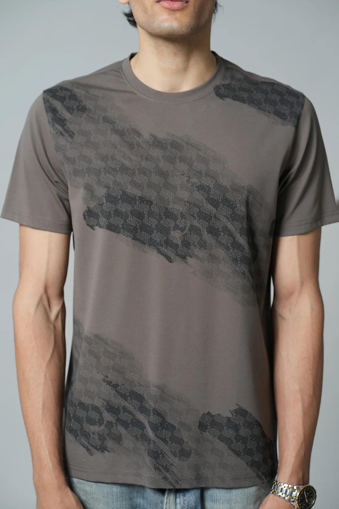 Upgrade your wardrobe with our Men's Olive Camouflage Print T-Shirt made from stretchable fabric. Shop now at www.fortcollins.co.in to add this trendy piece to your collection, available for online purchase throughout India.