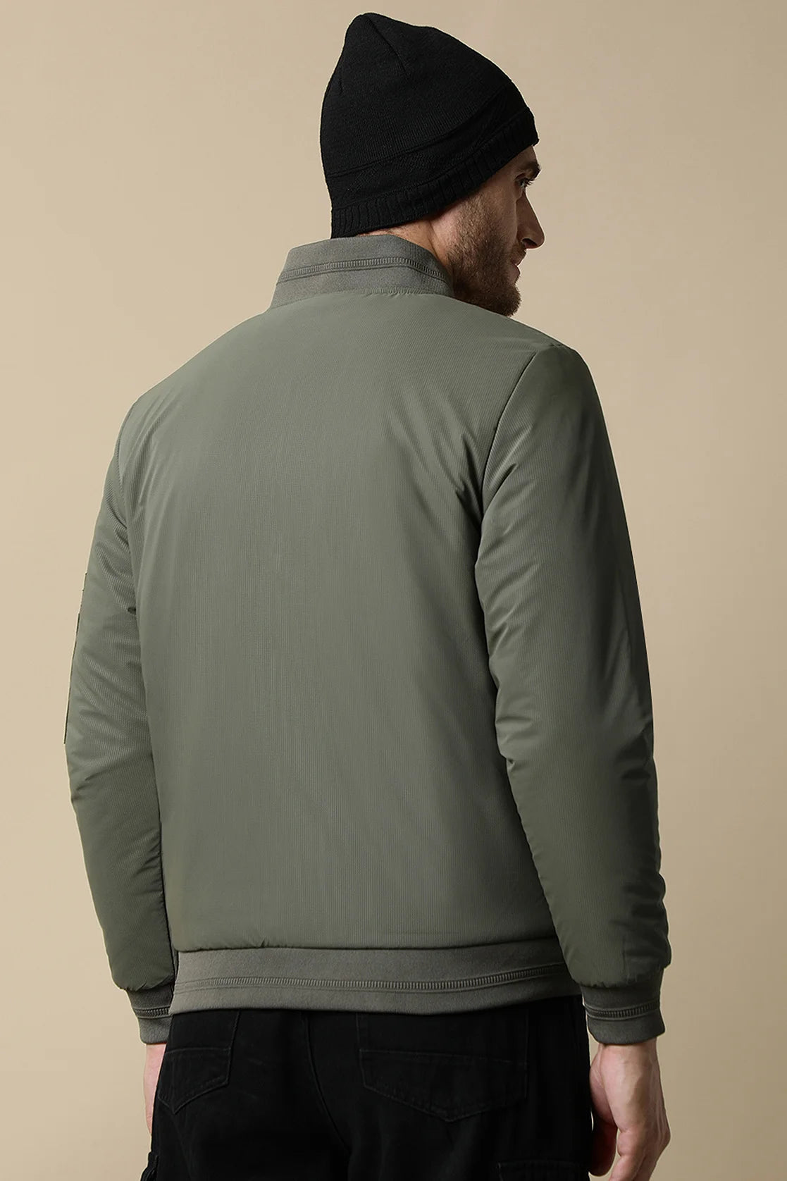 Discover the latest trendy wardrobe with our Men's Olive Green Lightweight Jacket by Fort Collins. Shop online now for fast delivery anywhere in India.