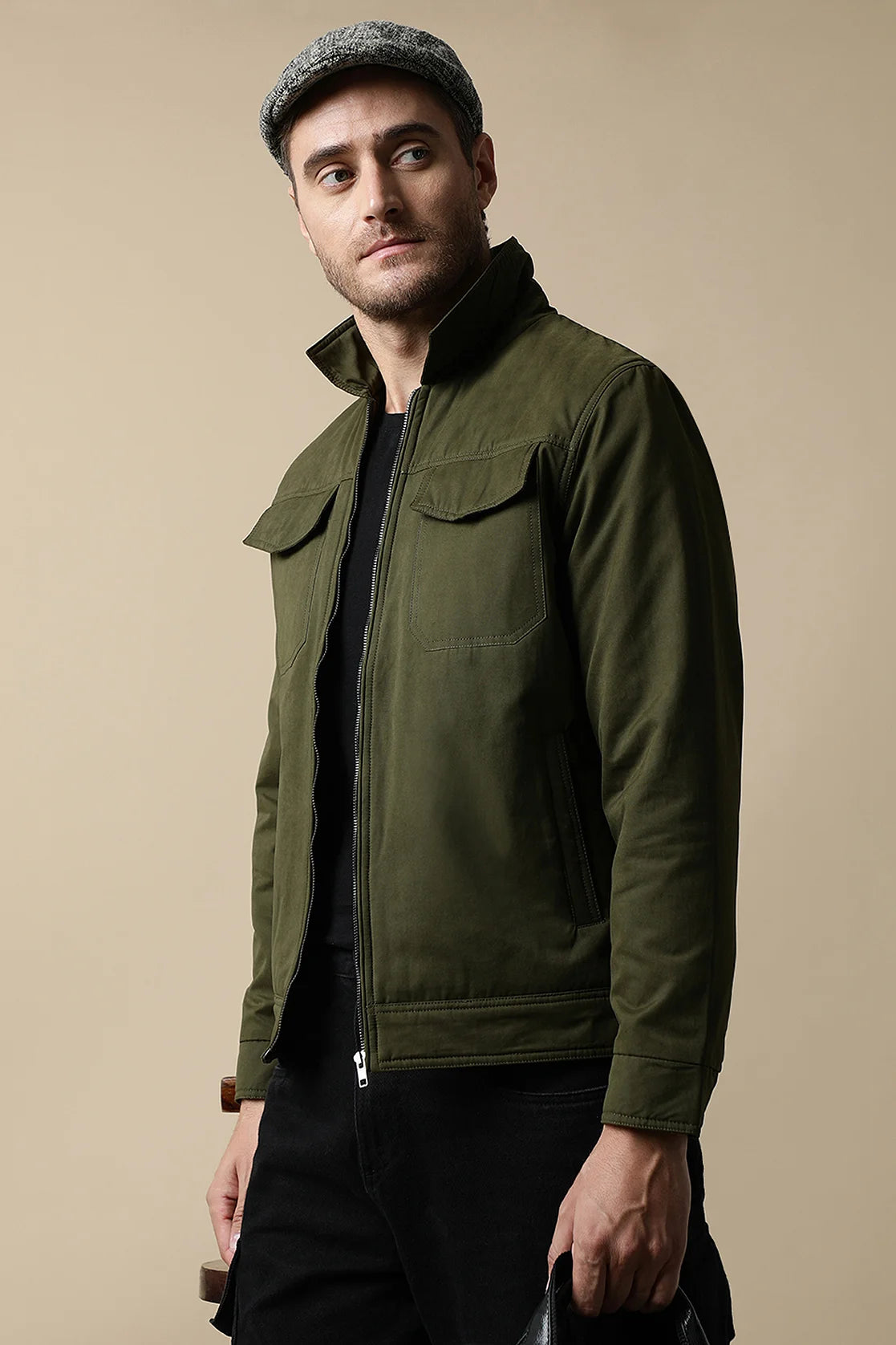 Upgrade your wardrobe with the Fort Collins Men's Olive Lightweight Jacket, featuring dual chest pockets. Order now for stylish, convenient shopping across India.