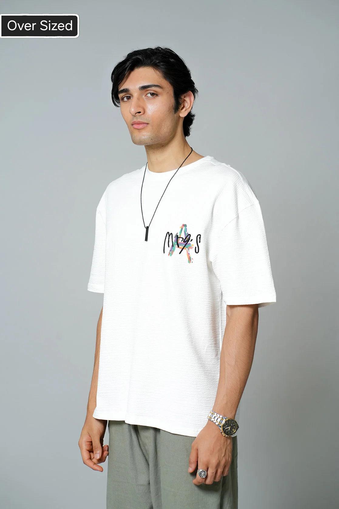 Buy the Men's White Structured Cotton-Lycra Oversized T-Shirt from Fort Collins and easily upgrade your wardrobe with the latest fashion from anywhere in India.