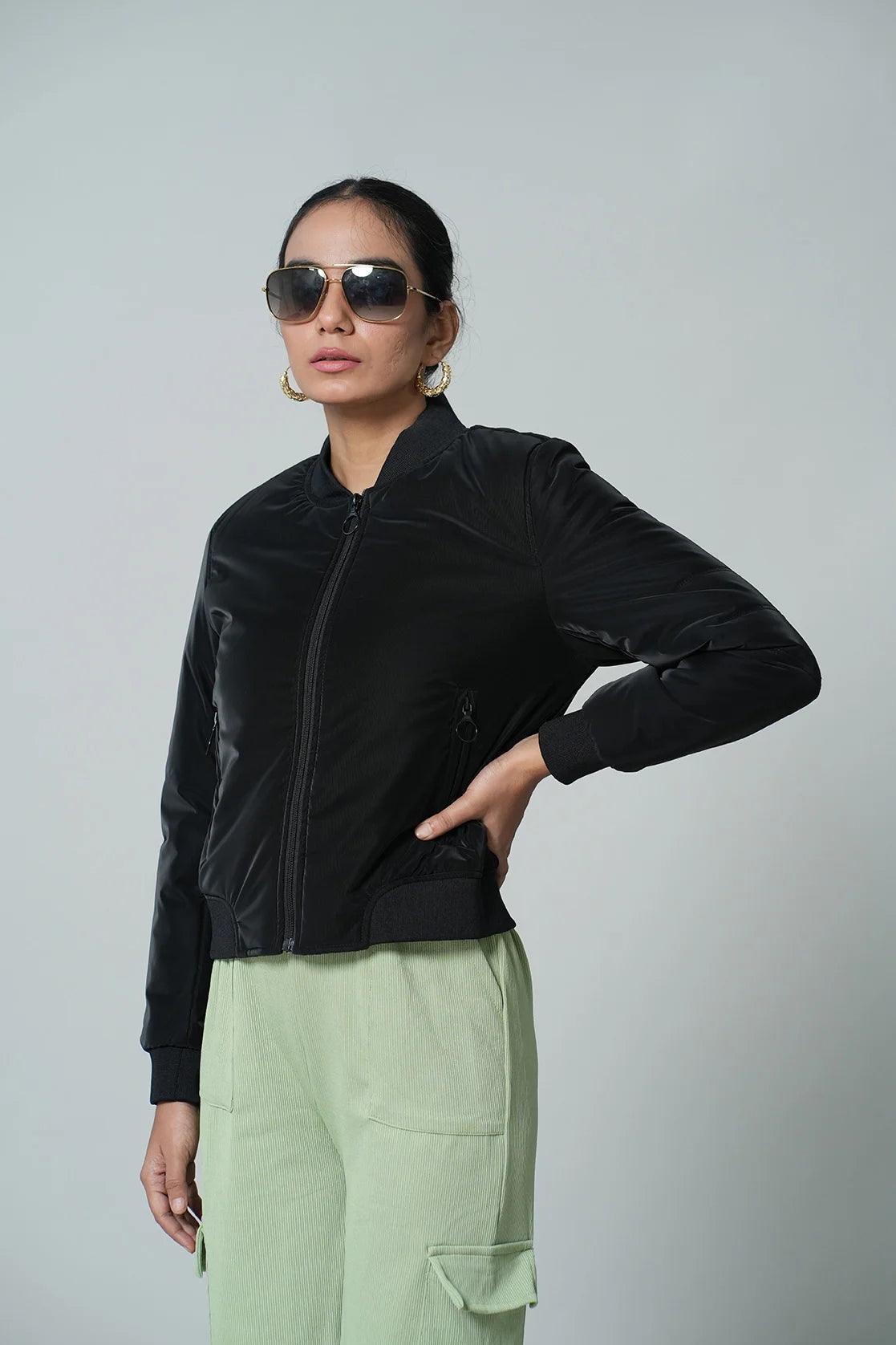 Upgrade your wardrobe with the Fort Collins Women's Black Crop Length Varsity Collar Puffer Jacket. Shop online for this trendy jacket from anywhere in India.