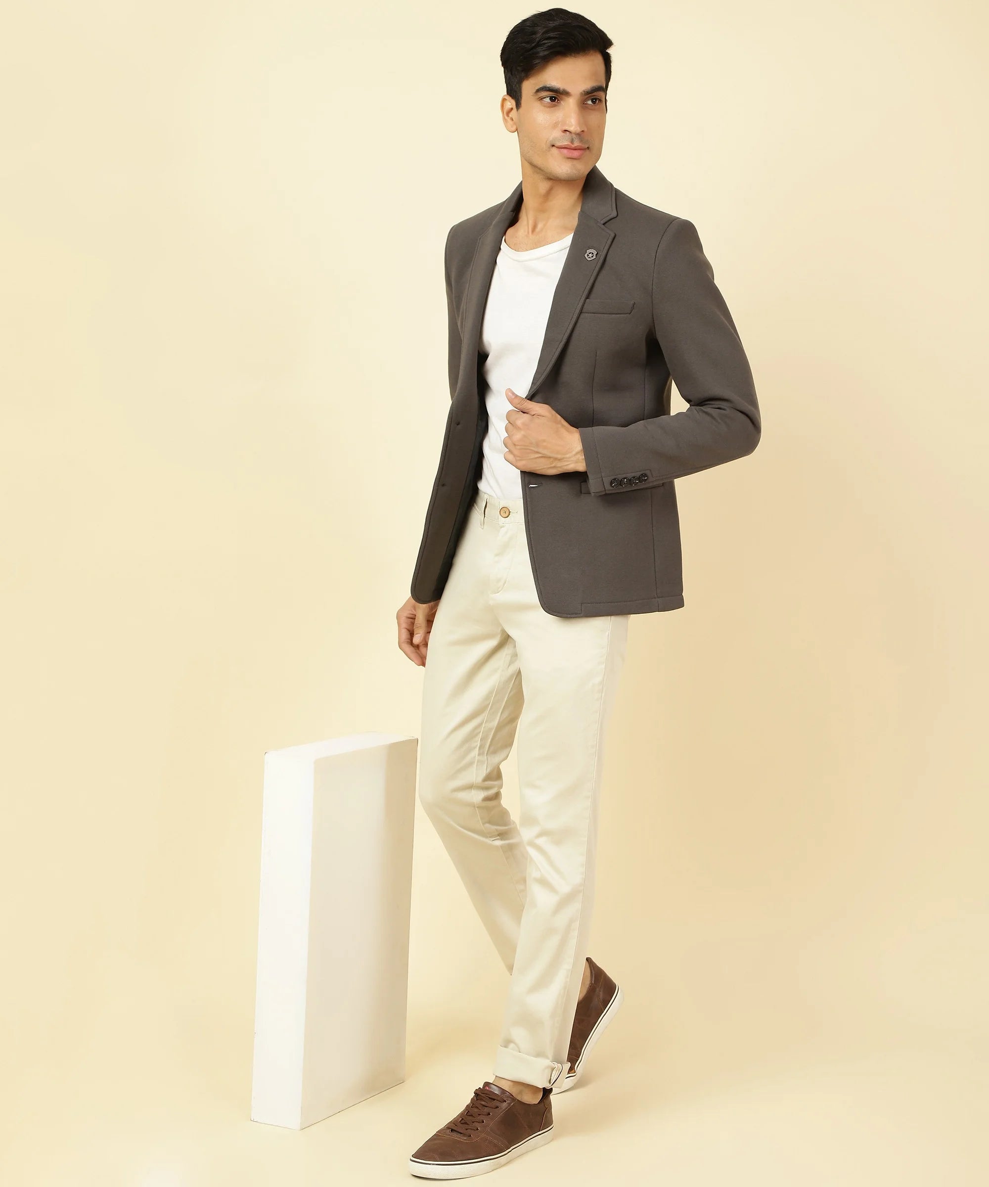 Shop now for a stylish wardrobe addition! Explore our collection of Men's Grey Knitted Blazers with Notched Lapel, available online from Fort Collins. Easily shop from anywhere in India to upgrade your look.